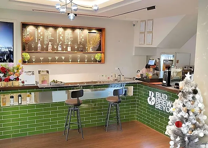 Brew Beyond Hotell 5*